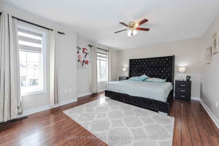 Photo 33 at 28 Iverson Drive, Credit Valley, Brampton