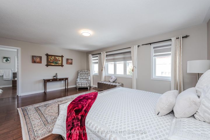 Photo 39 at 28 Iverson Drive, Credit Valley, Brampton