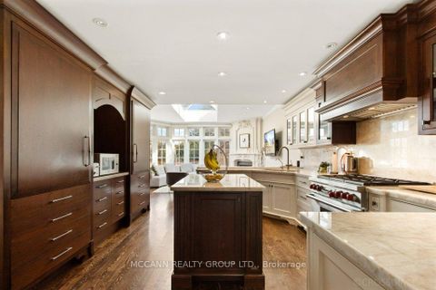 Photo 14 at 27 Strathgowan Crescent, Lawrence Park South, Toronto