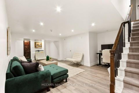 Photo 37 at 27 Strathgowan Crescent, Lawrence Park South, Toronto