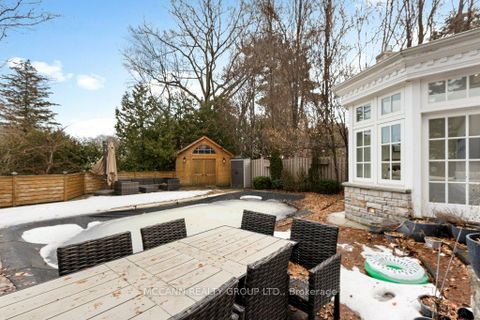 Photo 48 at 27 Strathgowan Crescent, Lawrence Park South, Toronto