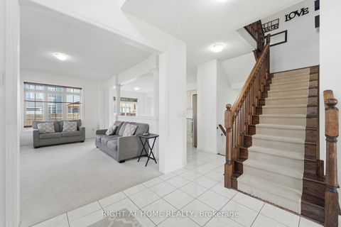 Photo 5 at 156 Mcdonald Crescent, Newcastle, Clarington