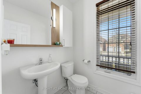 Photo 18 at 156 Mcdonald Crescent, Newcastle, Clarington