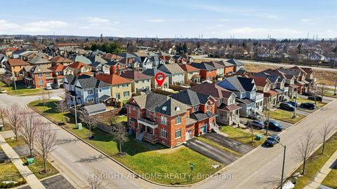 Photo 33 at 156 Mcdonald Crescent, Newcastle, Clarington