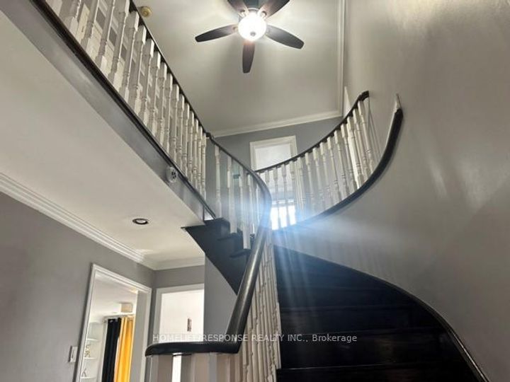 Photo 17 at 16 Cochrane Avenue, Heart Lake East, Brampton