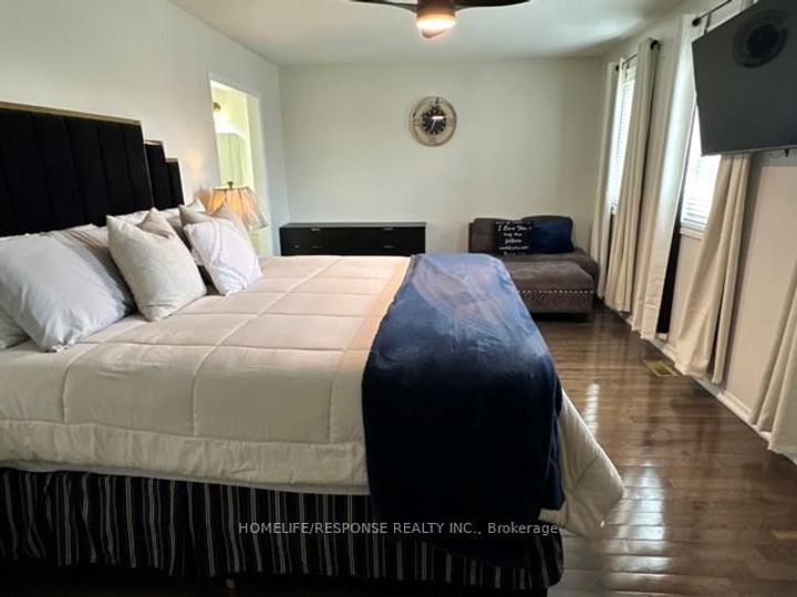 Photo 23 at 16 Cochrane Avenue, Heart Lake East, Brampton