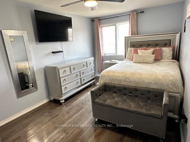 Photo 27 at 16 Cochrane Avenue, Heart Lake East, Brampton