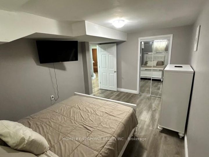 Photo 36 at 16 Cochrane Avenue, Heart Lake East, Brampton