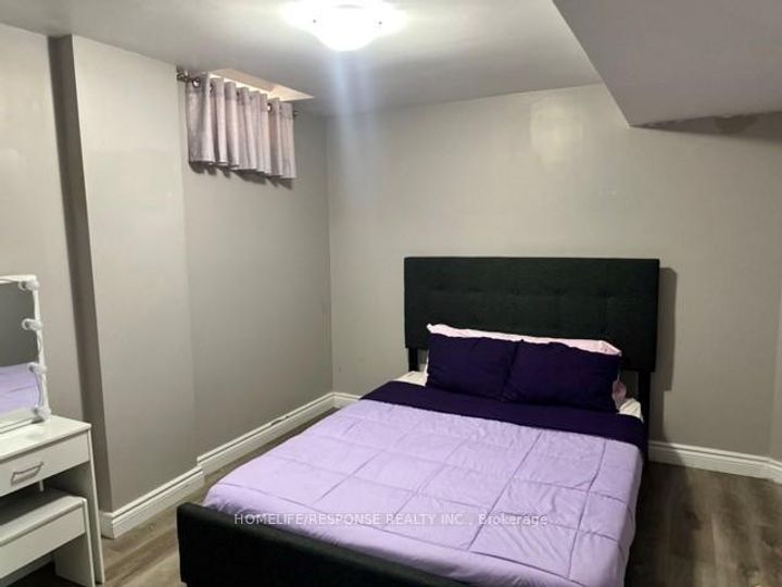 Photo 37 at 16 Cochrane Avenue, Heart Lake East, Brampton