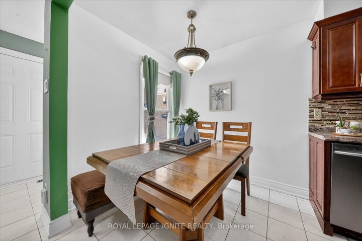 Photo 12 at 46 Courtlands Drive, Malvern, Toronto