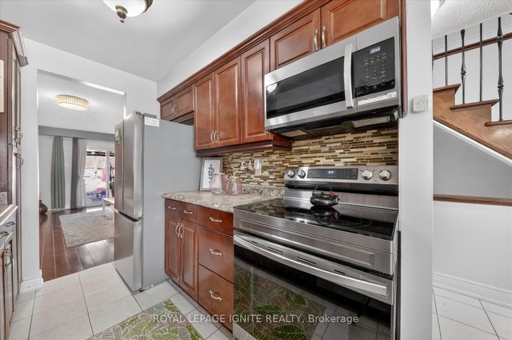 Photo 15 at 46 Courtlands Drive, Malvern, Toronto