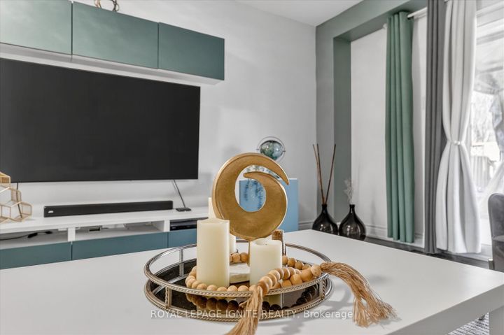 Photo 19 at 46 Courtlands Drive, Malvern, Toronto