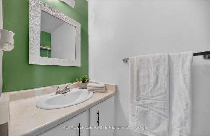 Photo 20 at 46 Courtlands Drive, Malvern, Toronto