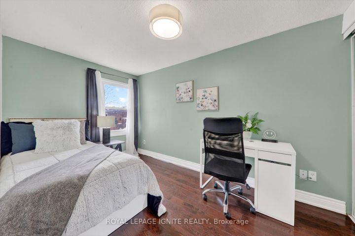 Photo 23 at 46 Courtlands Drive, Malvern, Toronto