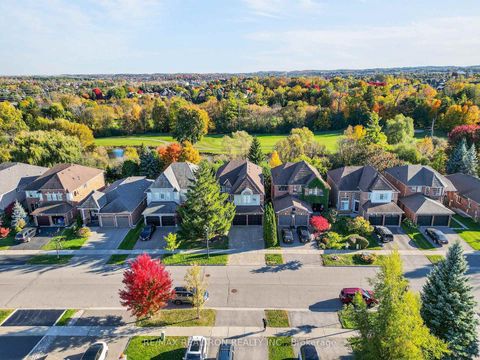 Photo 8 at 446 Silken Laumann Drive, Wyndham, Newmarket