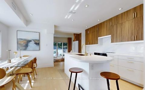 Photo 3 at 22 Pitt Avenue, Birchmount, Toronto