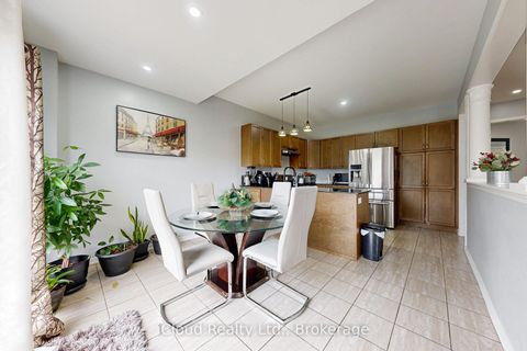 Photo 17 at 6 Mt Pleasant Avenue, Blue Grass Meadows, Whitby