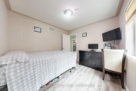 Photo 34 at 6 Mt Pleasant Avenue, Blue Grass Meadows, Whitby