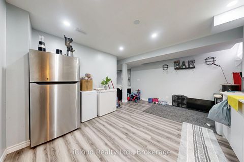 Photo 45 at 6 Mt Pleasant Avenue, Blue Grass Meadows, Whitby