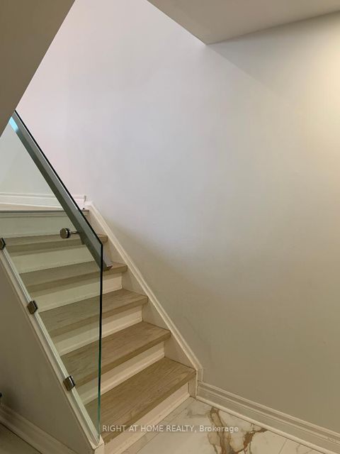 Photo 27 at 189 - 24 Springfair Avenue, Aurora Village, Aurora