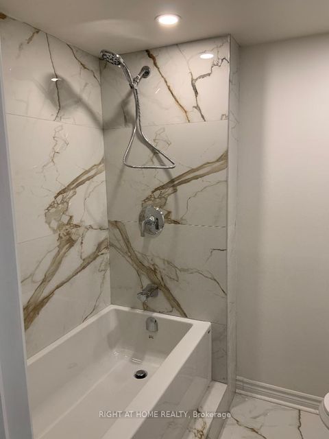 Photo 28 at 189 - 24 Springfair Avenue, Aurora Village, Aurora