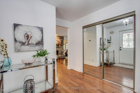 Photo 3 at 7670 19th Side Road, Rural King, King