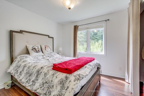 Photo 16 at 7670 19th Side Road, Rural King, King