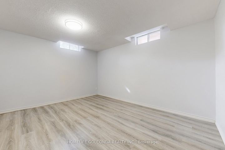 Photo 26 at 1861 Una Road, Amberlea, Pickering