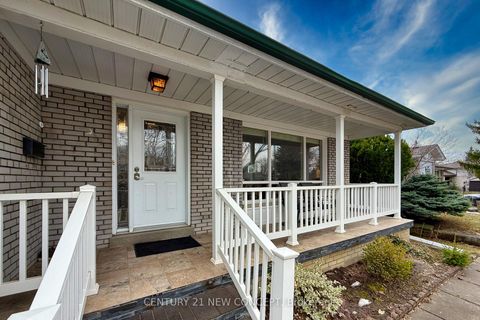 Photo 4 at 24 Woodpark Road, Richview, Toronto