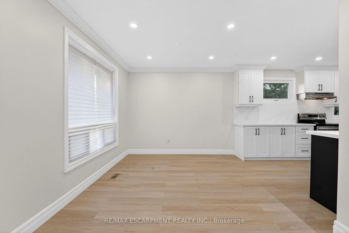 Photo 11 at 646 Cumberland Avenue, Roseland, Burlington