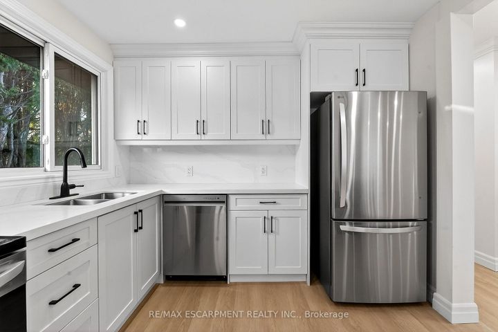 Photo 15 at 646 Cumberland Avenue, Roseland, Burlington