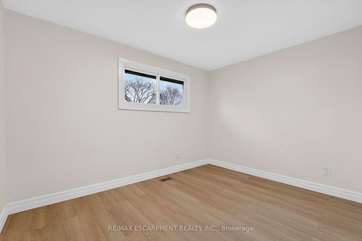 Photo 21 at 646 Cumberland Avenue, Roseland, Burlington