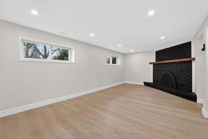 Photo 28 at 646 Cumberland Avenue, Roseland, Burlington