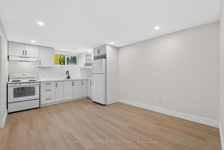 Photo 34 at 646 Cumberland Avenue, Roseland, Burlington