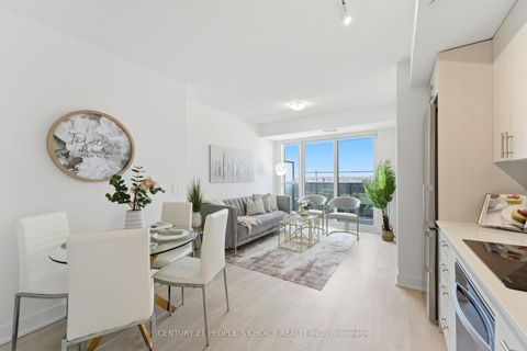 Photo 13 at 515 - 2545 Simcoe Street N, Windfields, Oshawa