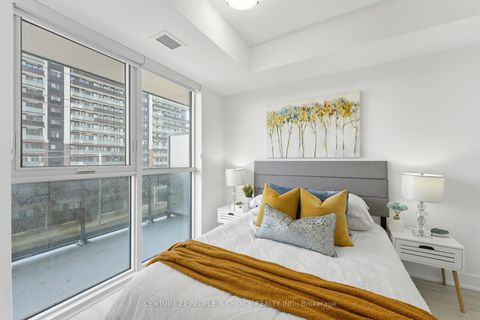 Photo 17 at 515 - 2545 Simcoe Street N, Windfields, Oshawa