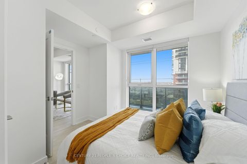 Photo 18 at 515 - 2545 Simcoe Street N, Windfields, Oshawa