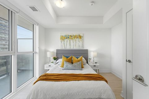 Photo 19 at 515 - 2545 Simcoe Street N, Windfields, Oshawa