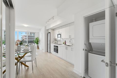 Photo 22 at 515 - 2545 Simcoe Street N, Windfields, Oshawa