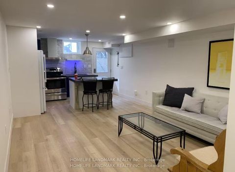 Photo 3 at 31.5 Granby Street, Yonge Corridor, Toronto