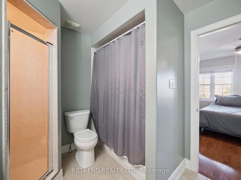 Photo 17 at 26 Golden Spruce Lane, Maple, Vaughan