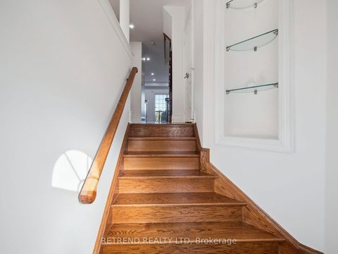 Photo 22 at 26 Golden Spruce Lane, Maple, Vaughan