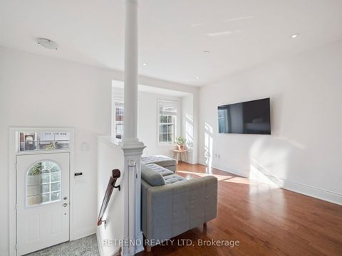 Photo 26 at 26 Golden Spruce Lane, Maple, Vaughan