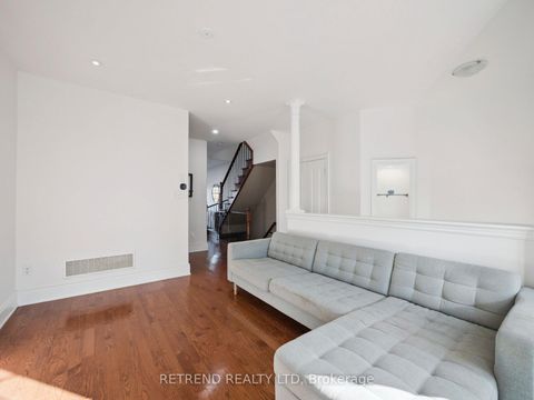 Photo 31 at 26 Golden Spruce Lane, Maple, Vaughan