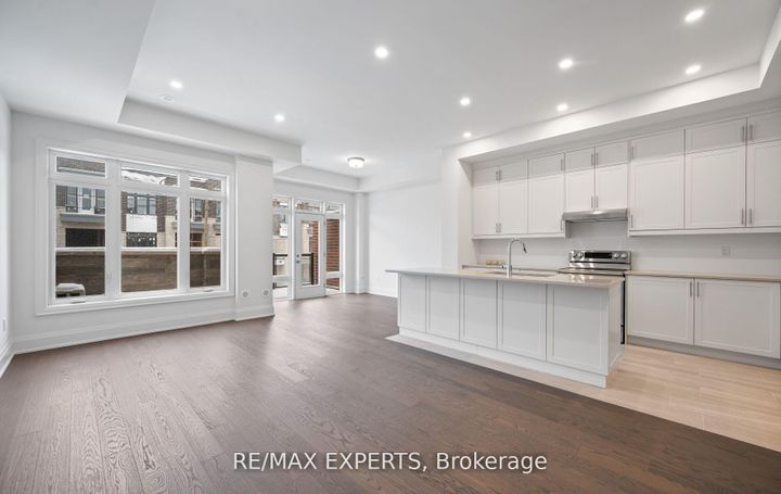 Photo 7 at 3304 Azam Way, GO Glenorchy, Oakville