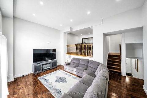 Photo 7 at 39 - 222 Pearson Street, O'Neill, Oshawa