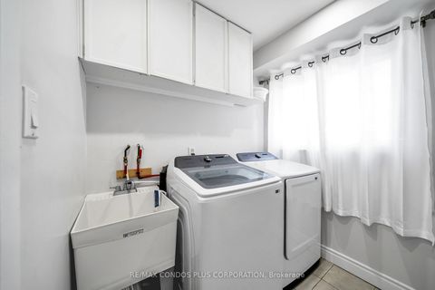 Photo 19 at 39 - 222 Pearson Street, O'Neill, Oshawa