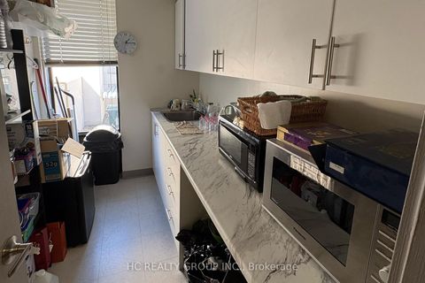 Photo 4 at 107 - 3000 Lawrence Avenue, Bendale, Toronto