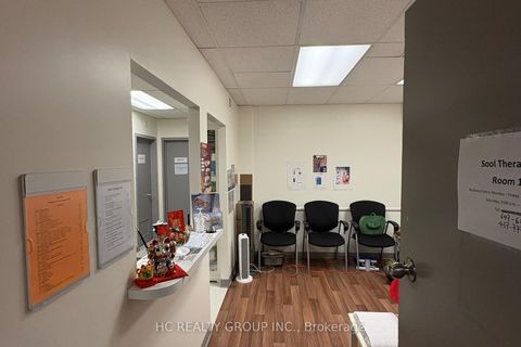 Photo 7 at 107 - 3000 Lawrence Avenue, Bendale, Toronto