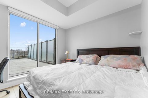 Photo 14 at 201 - 12 Woodstream Boulevard, Vaughan Grove, Vaughan